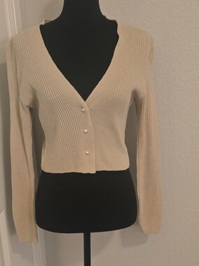 Missguided + Beige Ribbed V-Neck Cardigan with Pearl Buttons